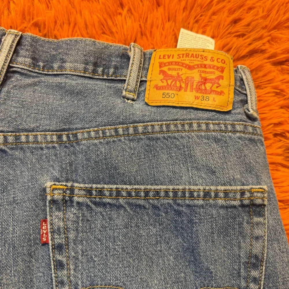 Levis 550 Relaxed Fit Denim Shorts Mens 38 Blue Medium Wash Cotton Jean Shorts